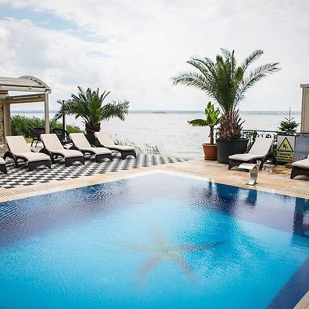 Almar Lake View Boutique H Adults Only Mamaia Exteriör bild