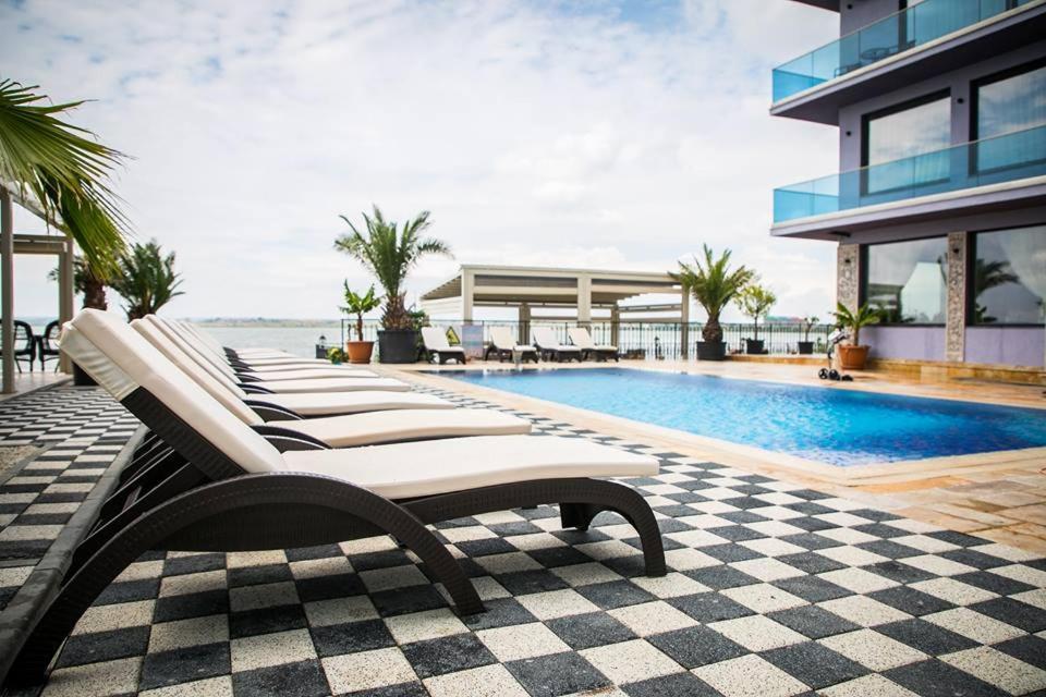 Almar Lake View Boutique H Adults Only Mamaia Exteriör bild