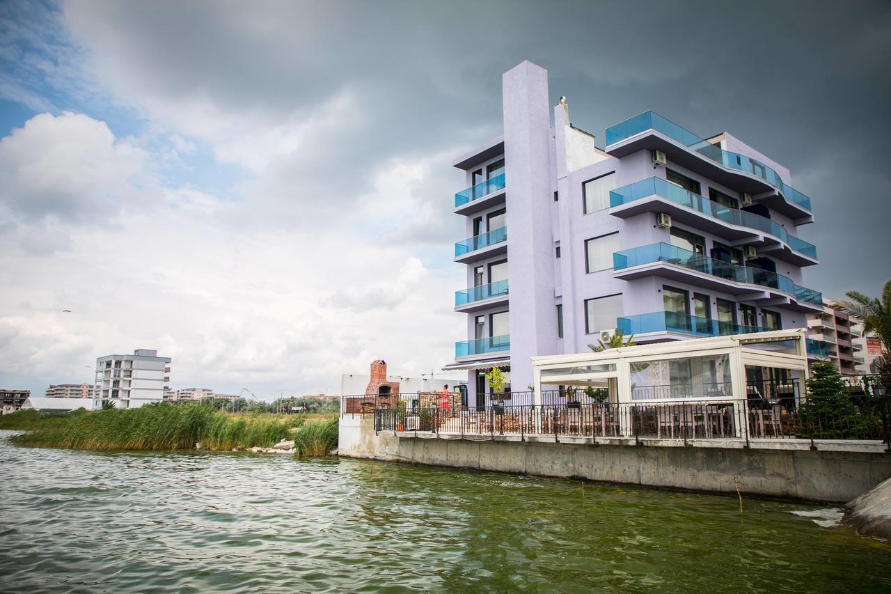 Almar Lake View Boutique H Adults Only Mamaia Exteriör bild
