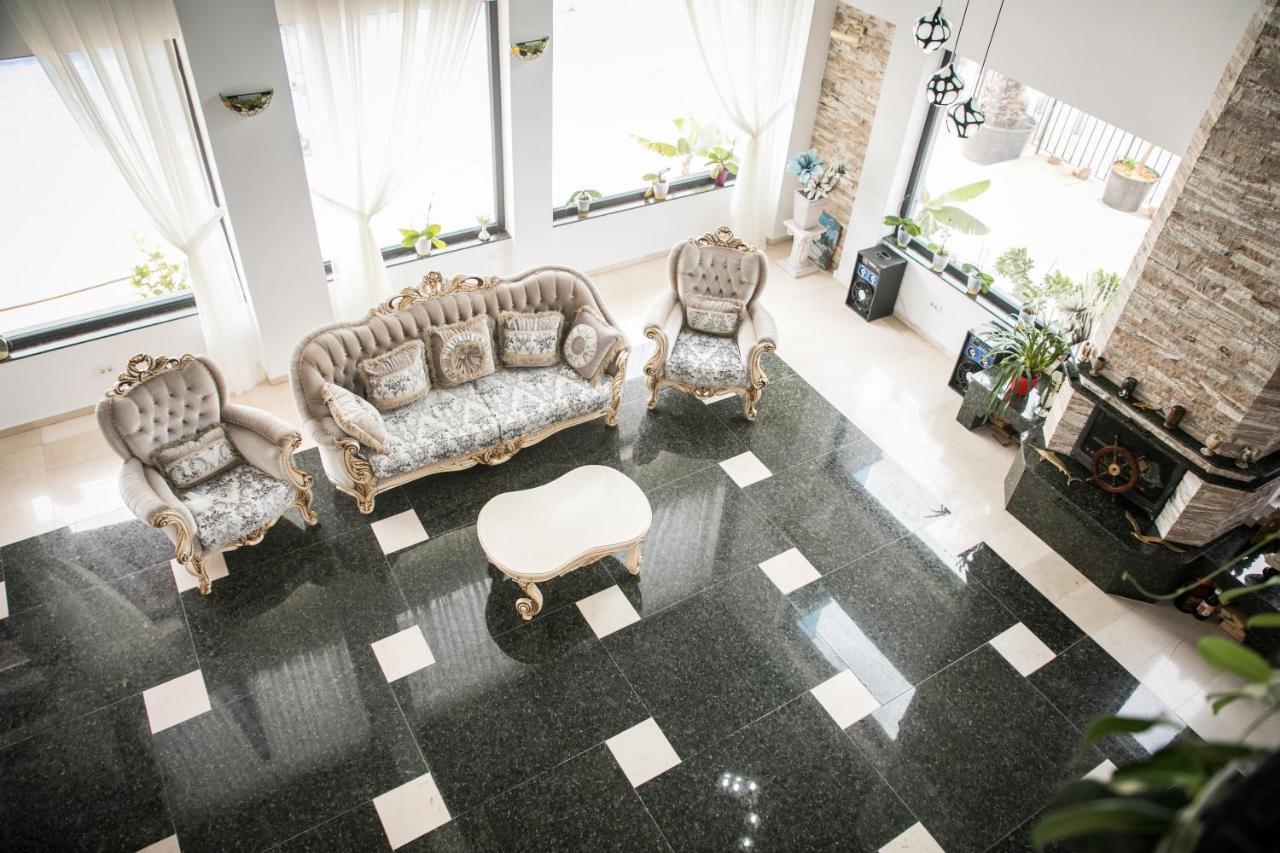 Almar Lake View Boutique H Adults Only Mamaia Exteriör bild