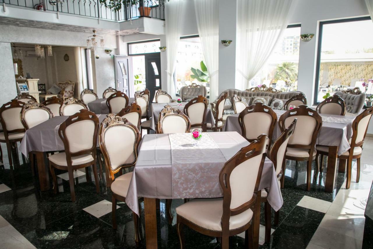 Almar Lake View Boutique H Adults Only Mamaia Exteriör bild