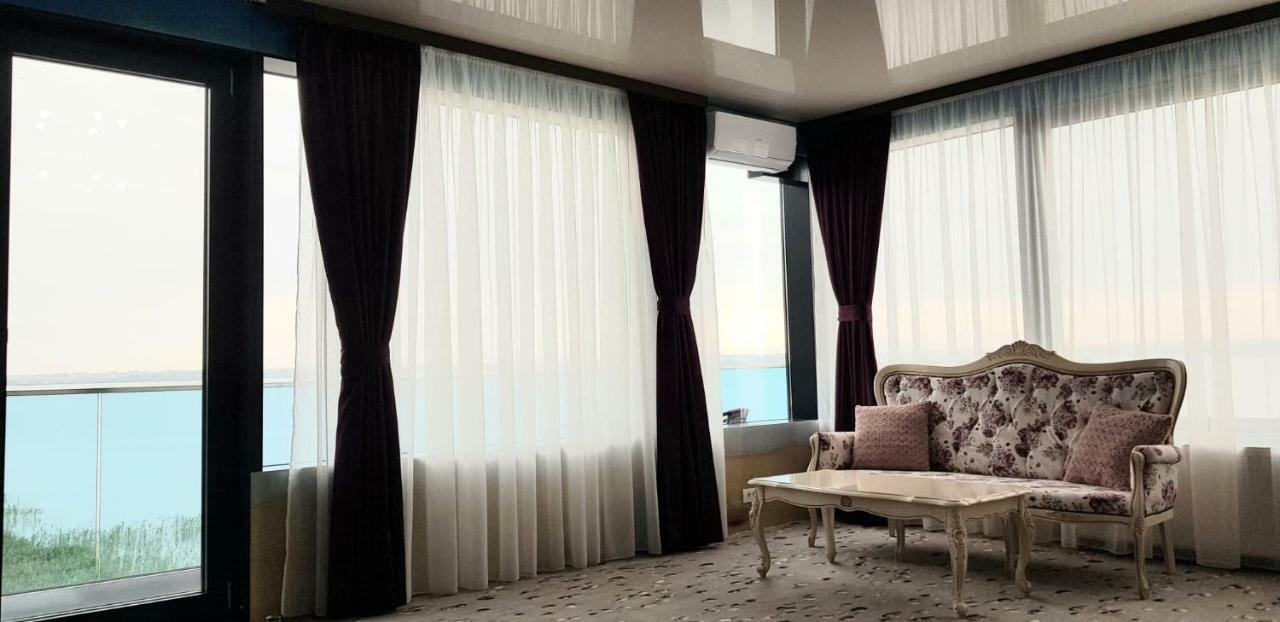 Almar Lake View Boutique H Adults Only Mamaia Exteriör bild