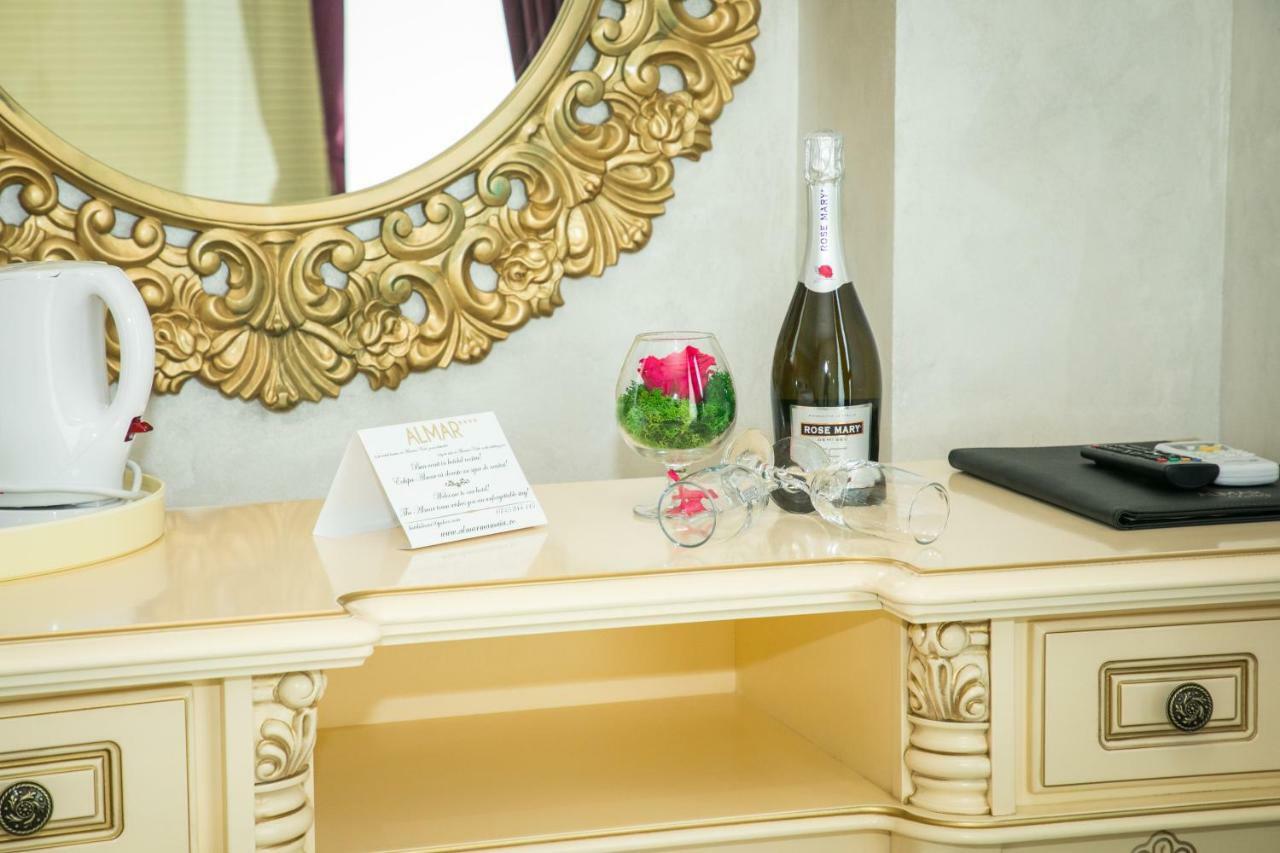 Almar Lake View Boutique H Adults Only Mamaia Exteriör bild